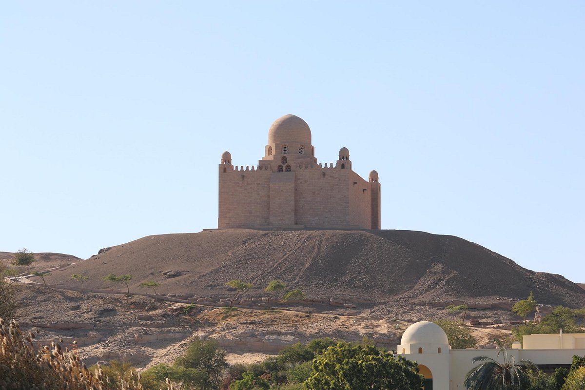 Mausoleum-of-Aga Khan – Aswan